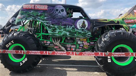 grave digger videos youtube.
